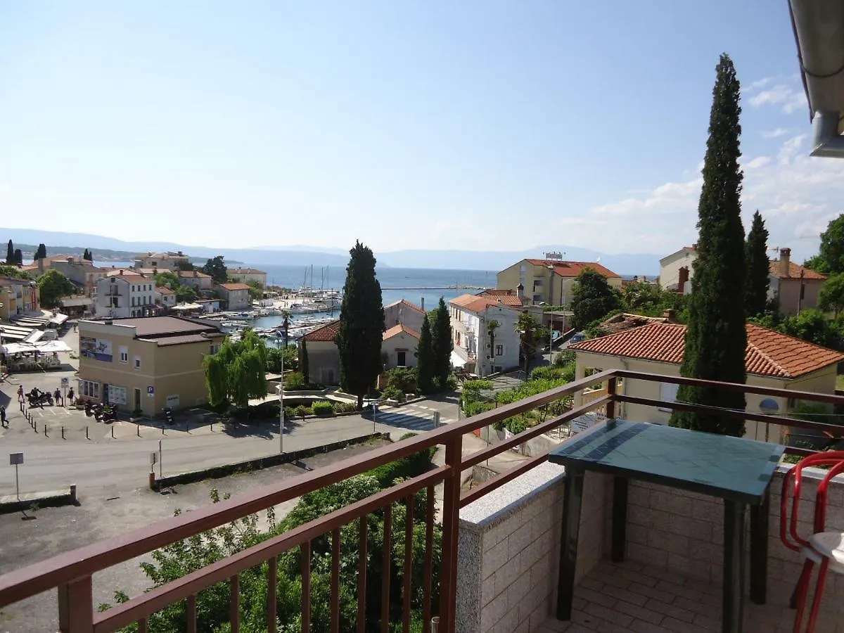 Apartments Matuc Malinska