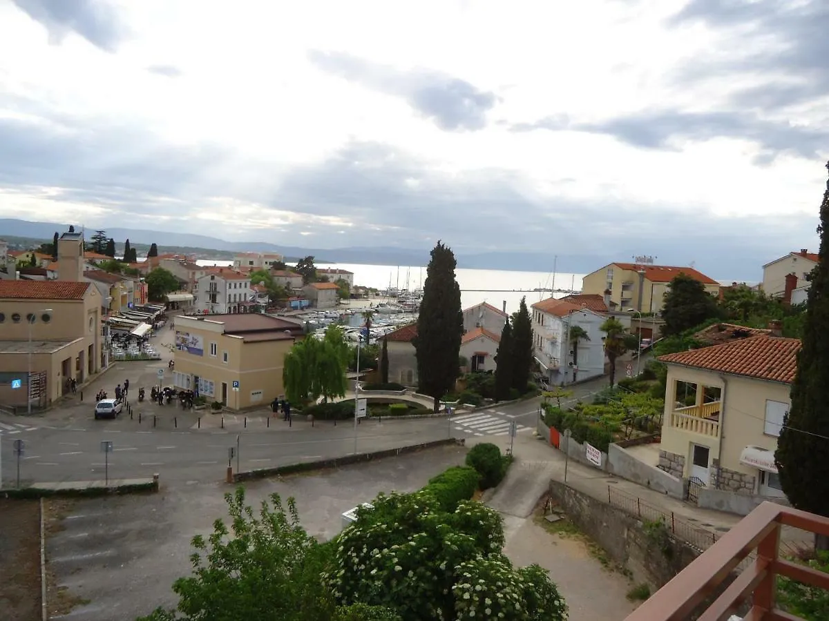 Apartments Matuc Malinska