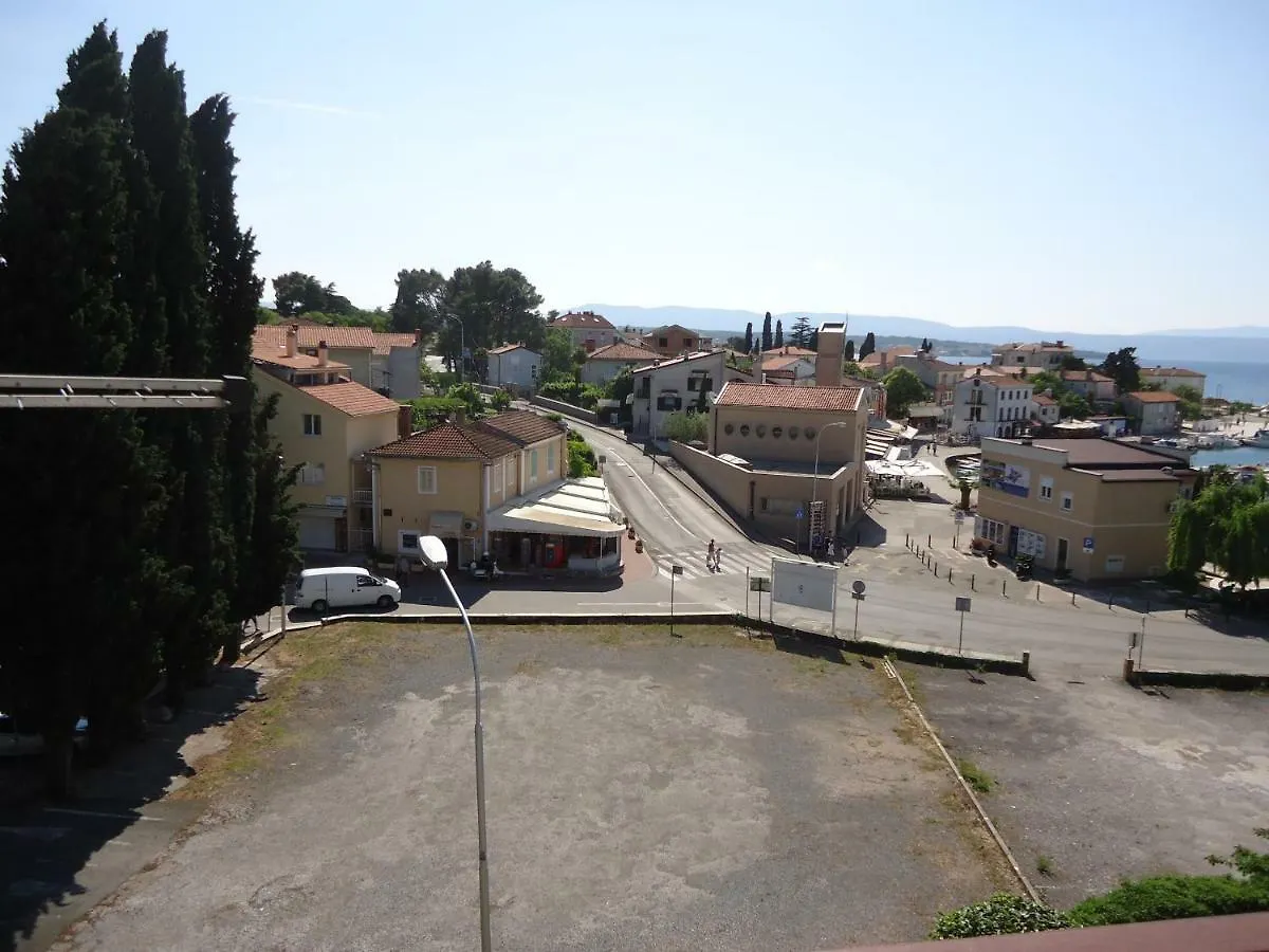 Apartments Matuc Malinska