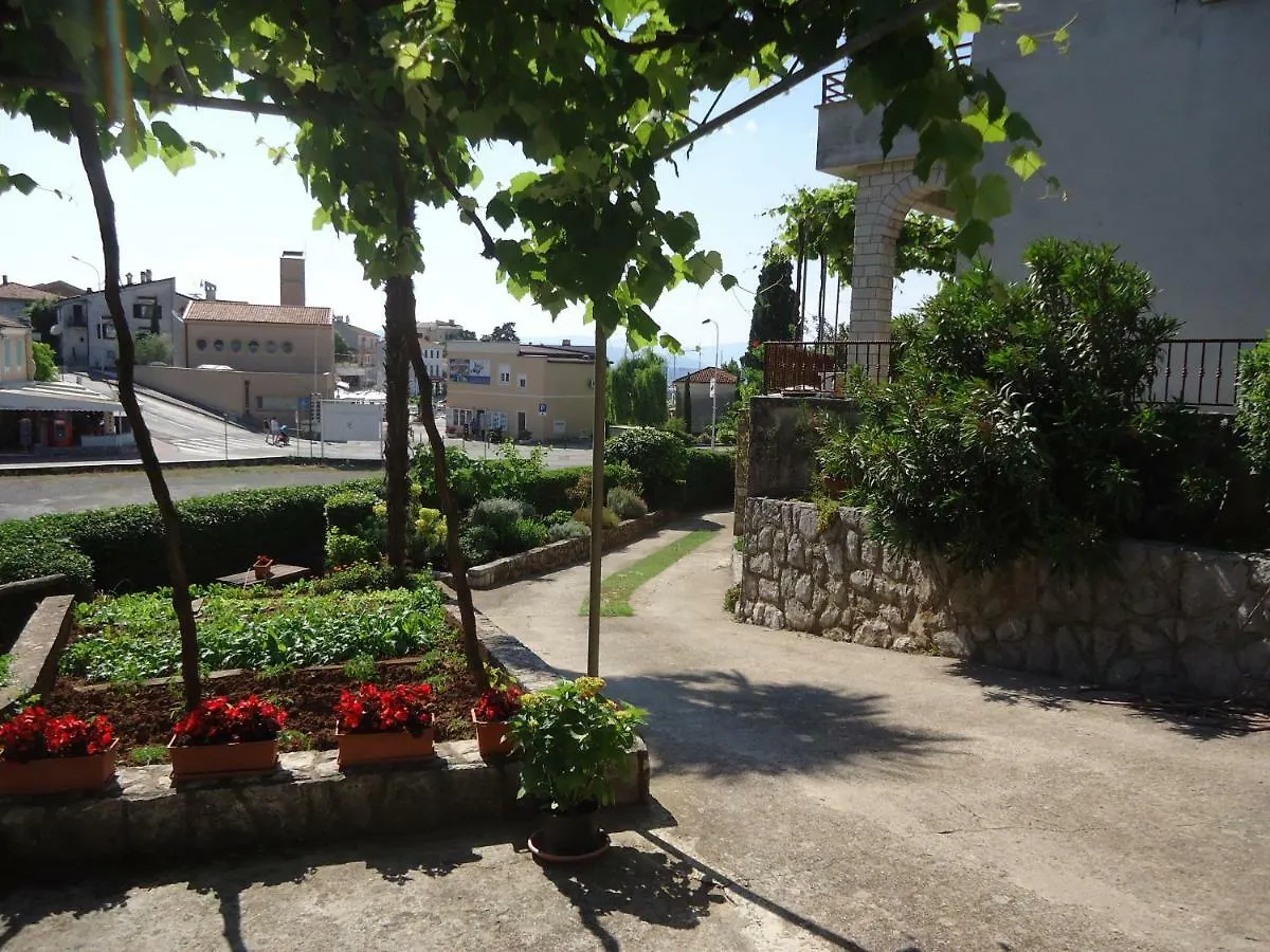 Apartments Matuc Malinska