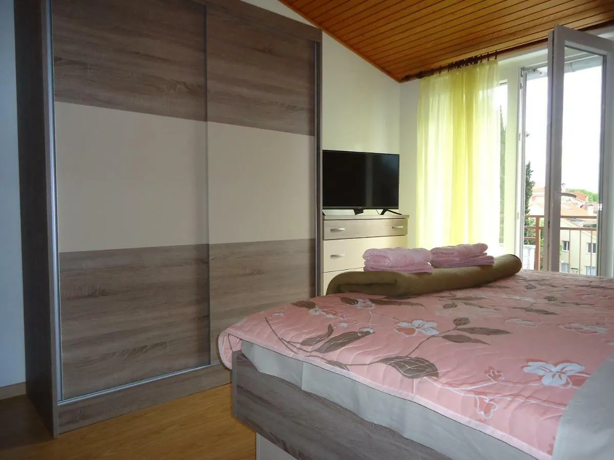 Apartments Matuc Malinska